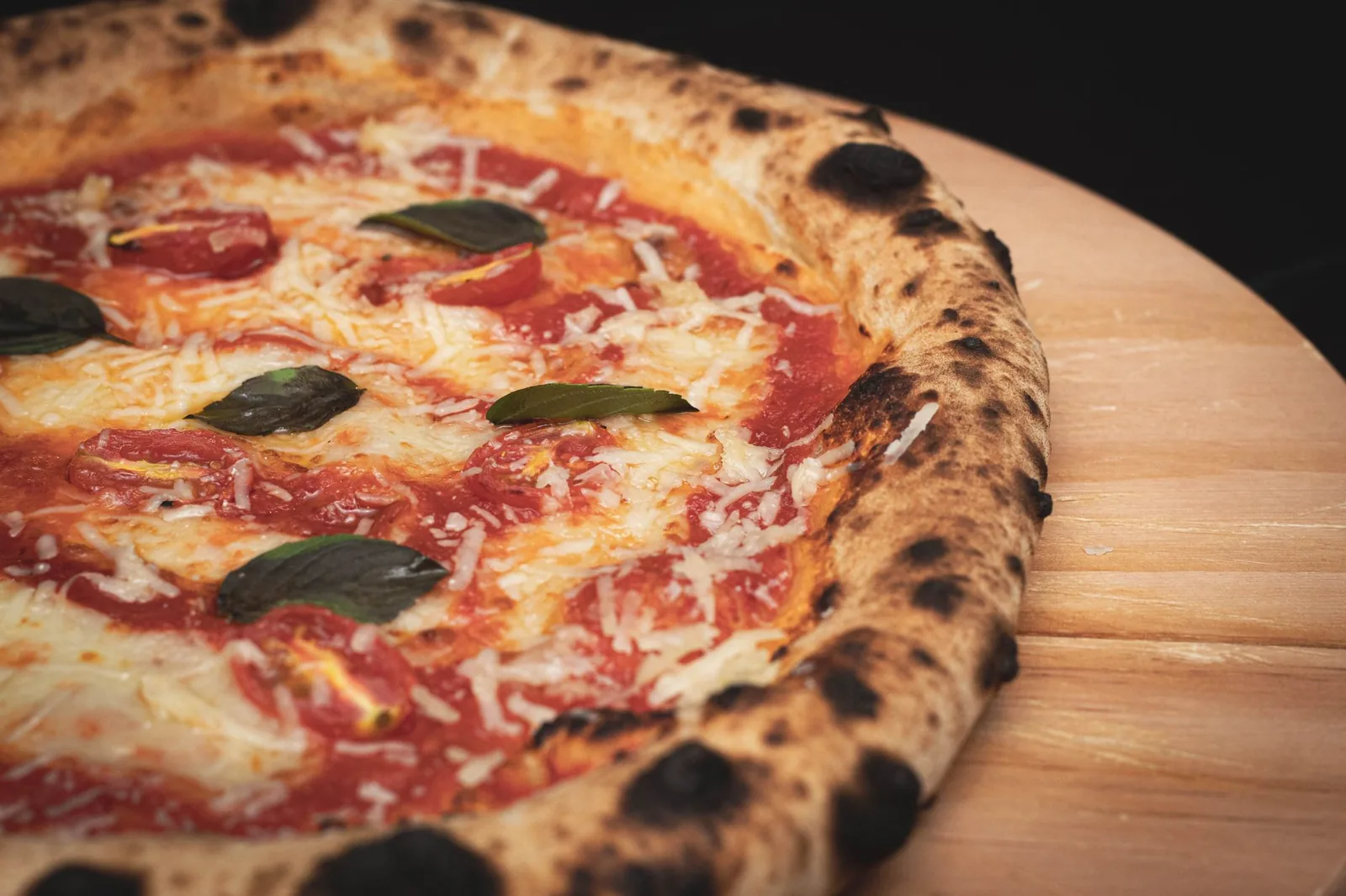 A margherita pizza in close-up