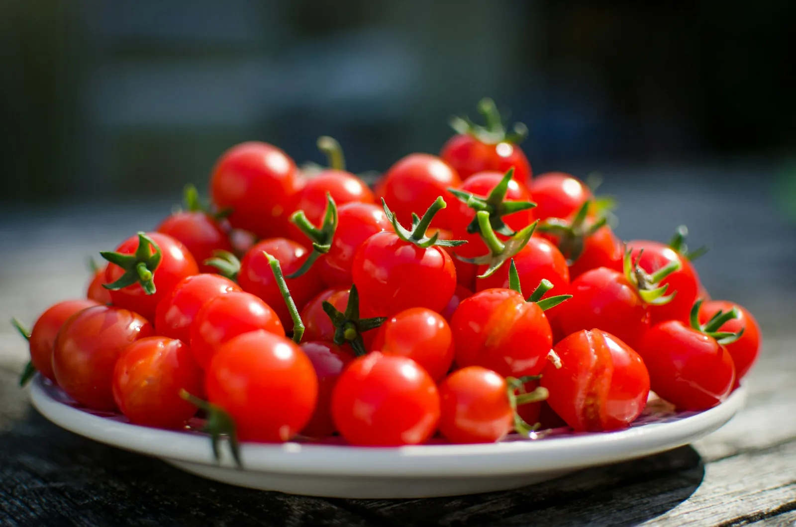 Cherry tomatoes on a plate