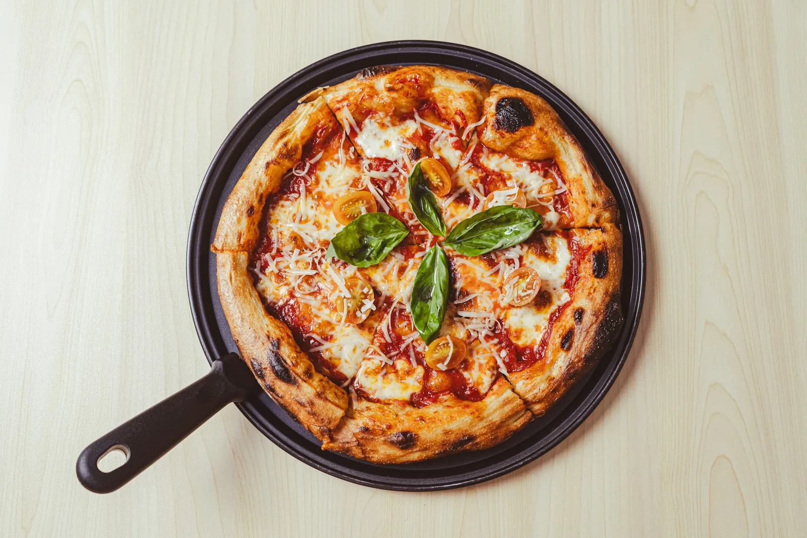 A plain cheese pizza