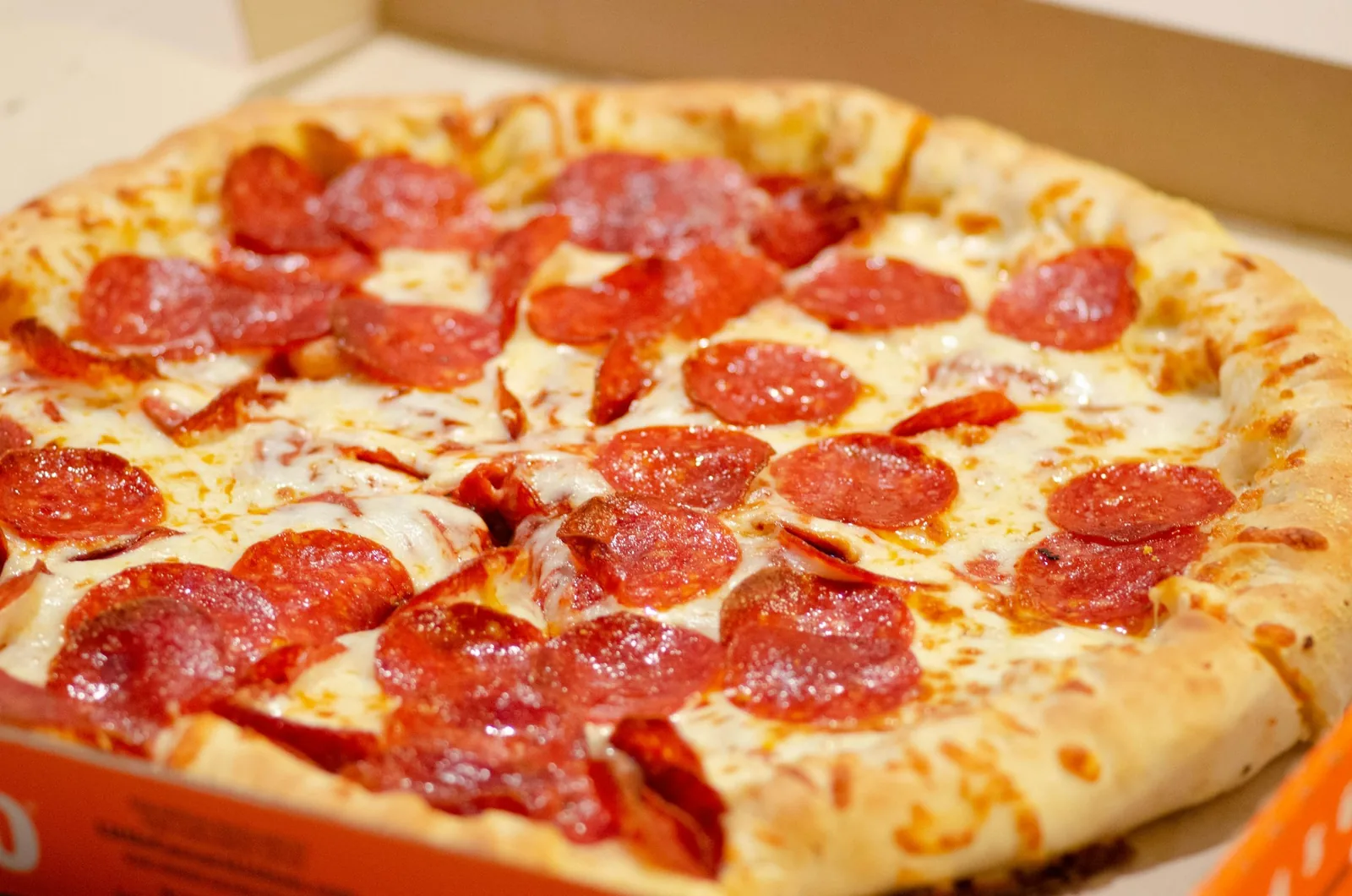 Oil pooling on a pepperoni pizza