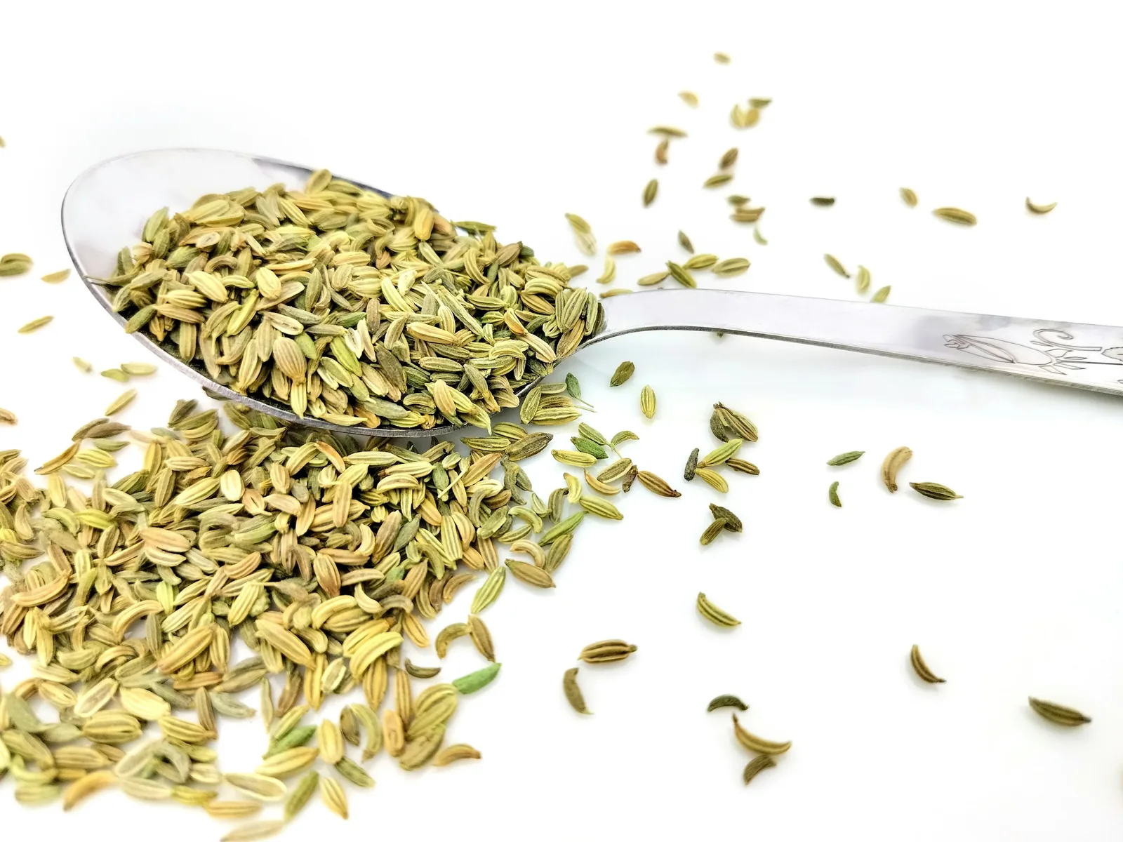 Fennel seeds on a spoon